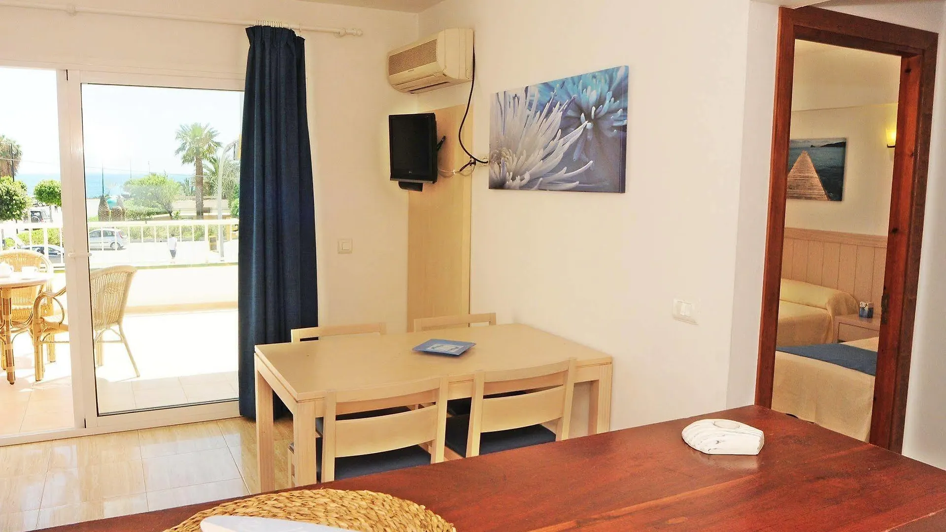 *** Hotel Apartamentos Vistamar I Sant Jordi de ses Salines Spain